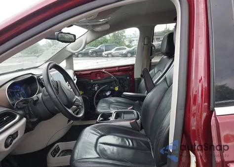 2017 Chrysler Pacifica Touring-L из США, поврежденный, VIN 2C4RC1BG5HR703688